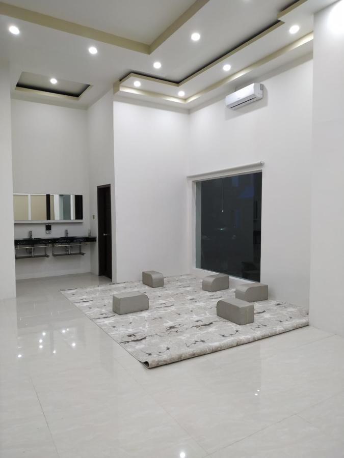 Hala Villa